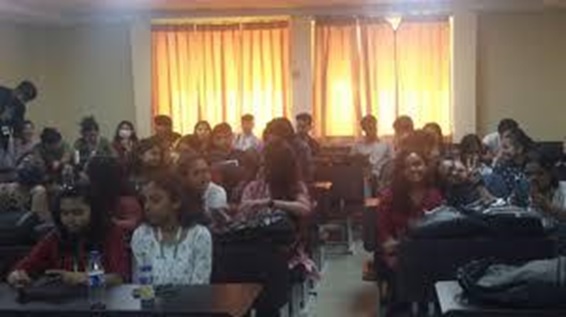 MOVIE ANALYSIS SESSION -3.jpg